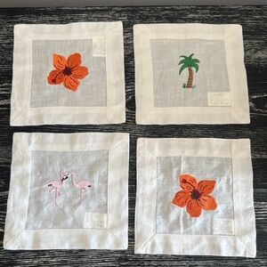 Two’s Company set of 4 napkins. Flamingo, palm tree, flowers.